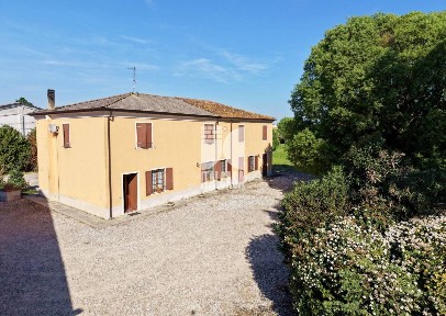 Roverbella, Strada Boccarone