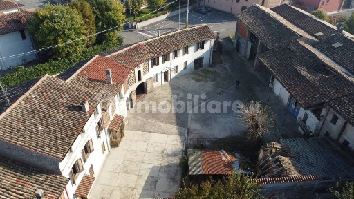Rustico via Piave 15, Centro, Casaloldo