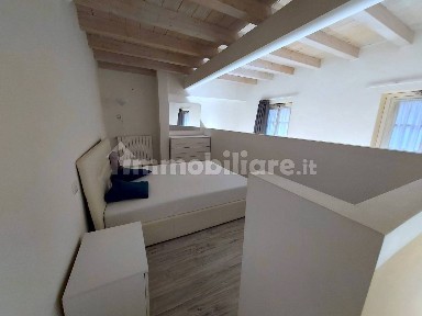 Bilocale via Cesare Cantù 60, Centro Storico, Como