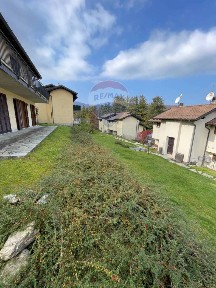 Trilocale Pian Delle Noci snc, Lanzo D'Intelvi, Alta Valle Intelvi