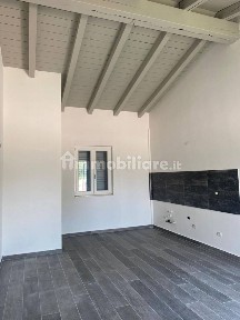 Bilocale ottimo stato, piano terra, Asola
