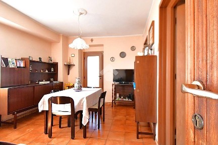 Como, Camerlata - Rebbio, Via varesina