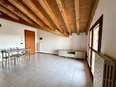 Bilocale ottimo stato, secondo piano, Bagnolo San Vito