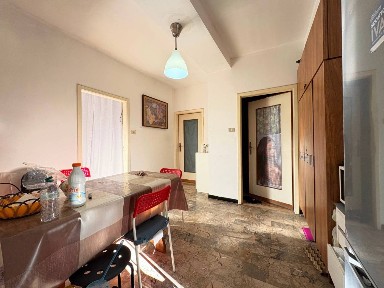Trilocale via Ferrarese 55, Bolognina, Bologna