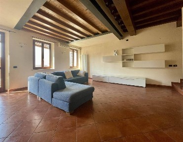 Bilocale ottimo stato, secondo piano, Anconetta - Gradaro, Mantova
