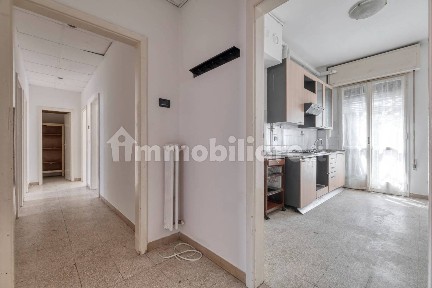 Appartamento via Padova, Savena, Bologna