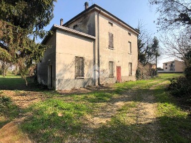 Casa colonica via Fossamana, San Giorgio Bigarello