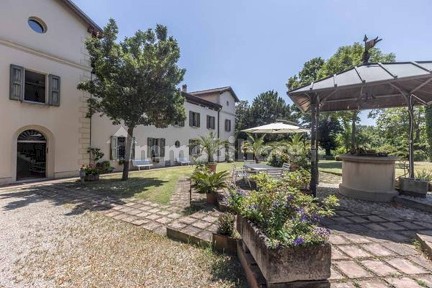 Appartamento via del Pino, 1, Ozzano dell'Emilia