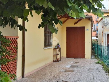 Bilocale via unità 34, Centro, Molinella