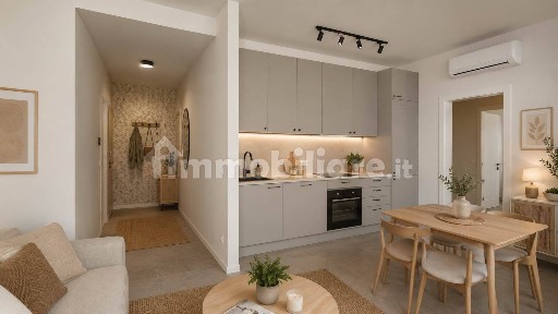 Trilocale nuovo, primo piano, Centro, Mantova