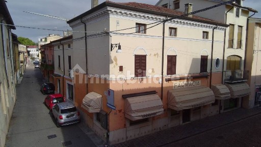 Goito, Via 26 Aprile 1945