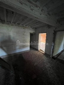 Rustico, da ristrutturare, 390 m², Centro, San Benedetto Po