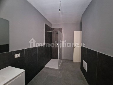 Appartamento nuovo, primo piano, Centro, Viadana