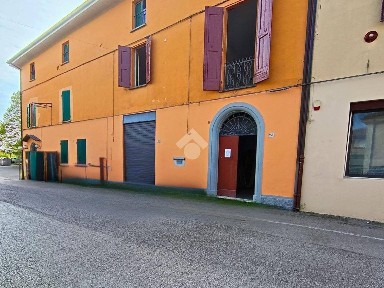 Molinella, Via ferrari severino, 156