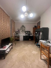 Mantova, Centro, Via Giosuè Carducci, 57