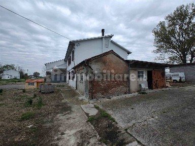 Rustico Strada sacchetta 30, Pegognaga