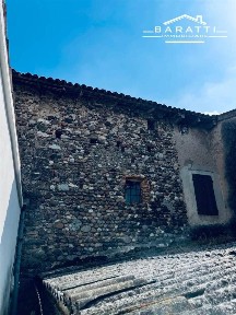 Rustico, da ristrutturare, 90 m², Centro, Volta Mantovana