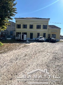 Casa colonica 150 m², Centro, Pegognaga