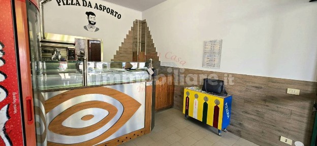 Castagnole delle Lanze, Piazza Paolo Lucchini