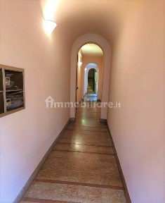 Trilocale ottimo stato, primo piano, Centro, Mantova