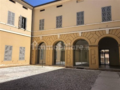 Bilocale buono stato, piano terra, Anconetta - Gradaro, Mantova