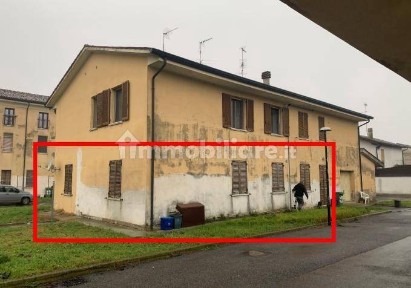 Appartamento all'asta piazza 4 Novembre, Redondesco