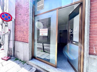Asti, Tribunale, Via Roero