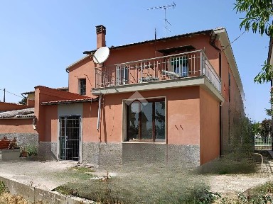 Molinella, Via sant' elena, 22