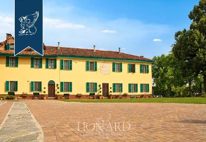 Agriturismo in Vendita