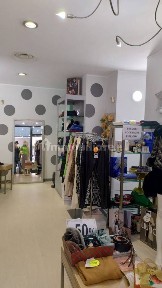 Locale commerciale in Vendita