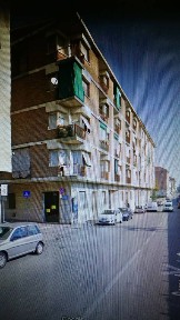 Locale commerciale in Vendita