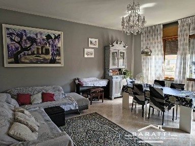 Bilocale ottimo stato, secondo piano, Centro, Suzzara