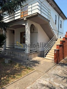 Collesalvetti, Via delle Medaglie d' Oro, 6