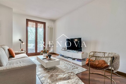 Villa a schiera via Santa Margherita, Calmasino, Bardolino