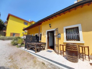Villa a schiera via Marengo, Pacengo, Lazise