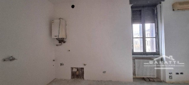 Quadrilocale da ristrutturare, primo piano, Cittadella - Colle Aperto, Mantova