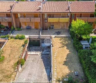 Villa a schiera via degli alpini 3, Negrar, Negrar di Valpolicella