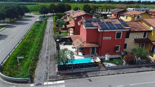Villa a schiera via Giorgio Perlasca 1, San Martino Buon Albergo