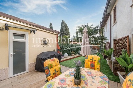 Villa a schiera via Malcanton, Colà, Lazise
