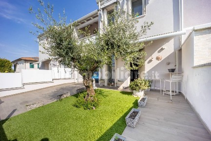 Villa a schiera via della Serenissima, San Gregorio, Veronella