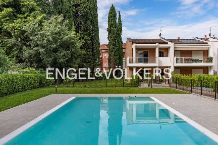 Villa a schiera via Girolamo Dalla Corte 8, Borgo Venezia, Verona