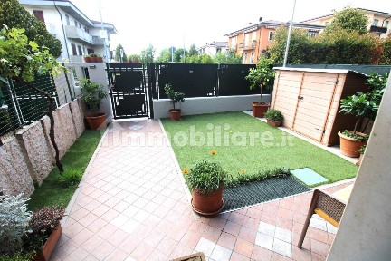 Villa a schiera 5 locali, ottimo stato, Settimo, Balconi, Pescantina