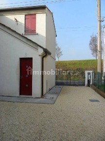 Villa a schiera via Ponte Destra, Centro, Roveredo di Guà