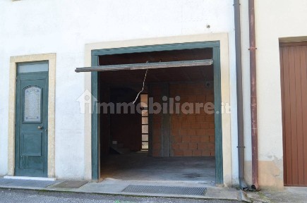 Villa a schiera via Alessandro Volta 8, Centro, Povegliano Veronese