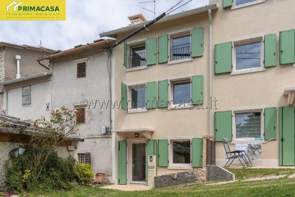 Villa a schiera Contrada Resti SNC, Centro, Erbezzo