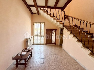 Villa a schiera piazza Maccacari, Maccacari, Gazzo Veronese