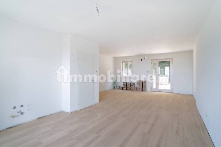 Villa a schiera via Dante Alighieri, Centro, Roverè Veronese