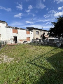 Villa a schiera via Paolo uccello snc, Centro, Legnago