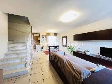 Villa a schiera via Pier Domenico Frattini 43, Centro, Legnago