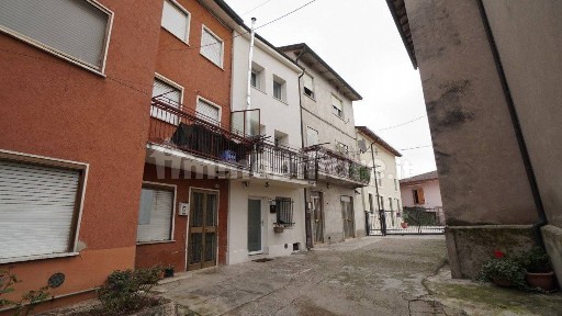 Villa a schiera 4 locali, buono stato, Centro, Monteforte d'Alpone